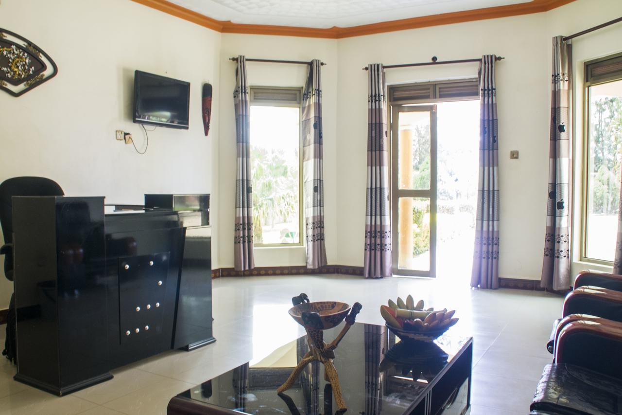 Rays Hotel Mbarara Ngoại thất bức ảnh